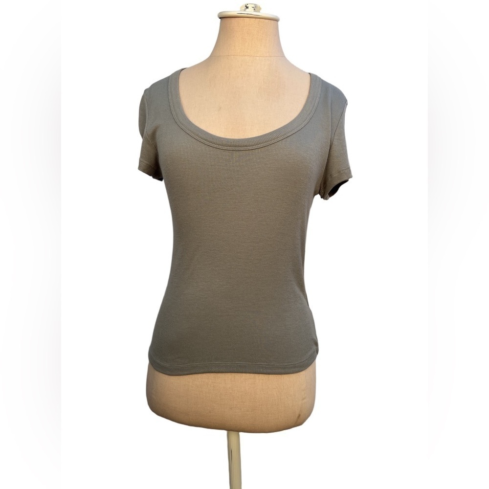 BP Green Short Sleeve Women's Tee Size Medium